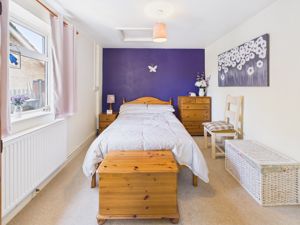 Bedroom- click for photo gallery